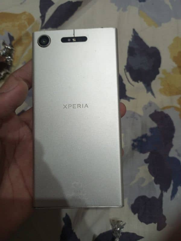 Sony Xperia XZ1 4/64 non pta 3