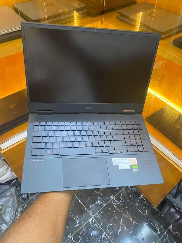 Hp OMEN Laptop 15 (10th Gen Core i5) 24/1tb Nvme  (1650 ti Graphics) 3