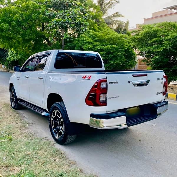 Toyota Hilux 2021 v 2