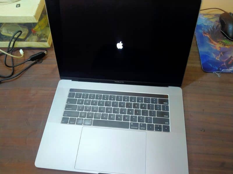 mac book pro for sale - 2018 2.6ghz processor 1