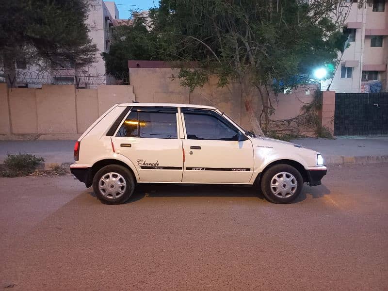 Daihatsu Charade 1986 4