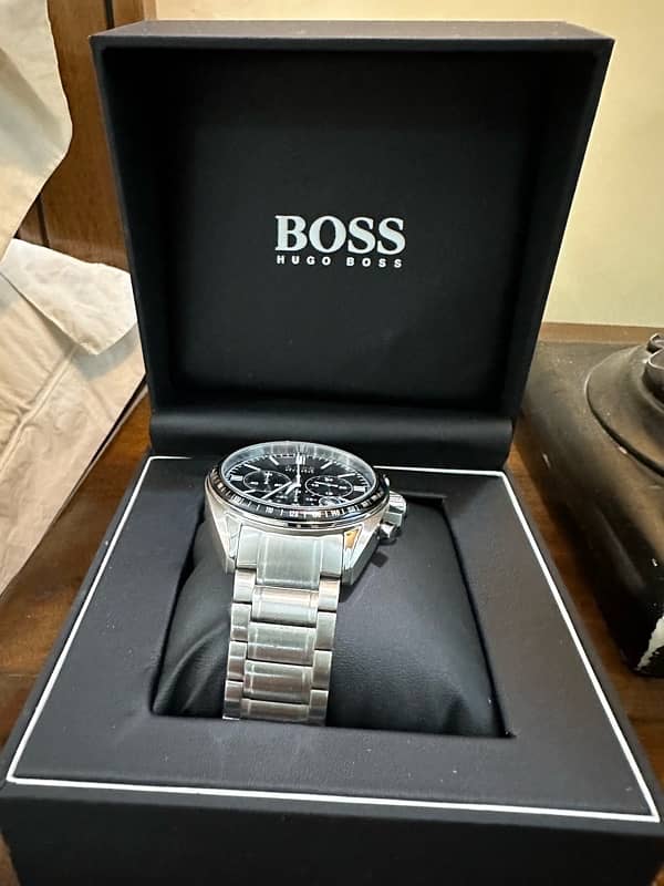 Boss Men Watch for Sale 03377097774 whatsapp 3