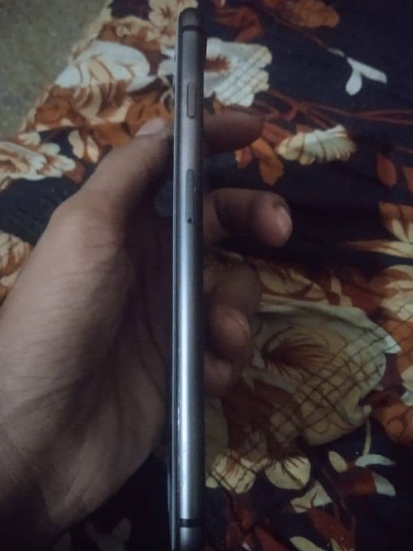 I PHONE 8 PLUS 64GB NON PTA 3