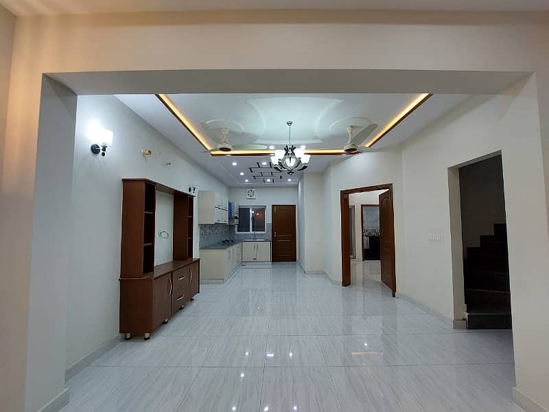 5 Marla Luxury Non Furnished House Available For Rent In Bahria Town Lahore 16