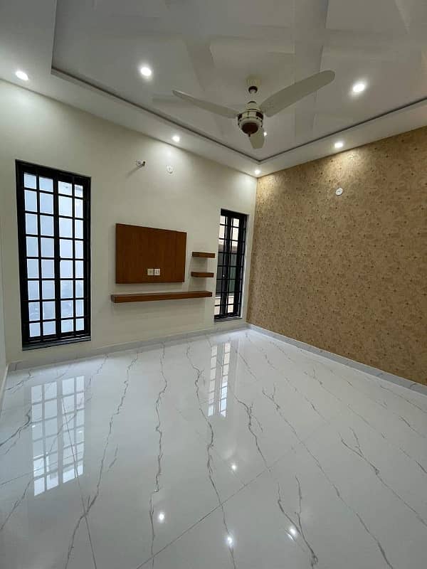 5 Marla Luxury Non Furnished House Available For Sale In Bahria Town Lahore 11