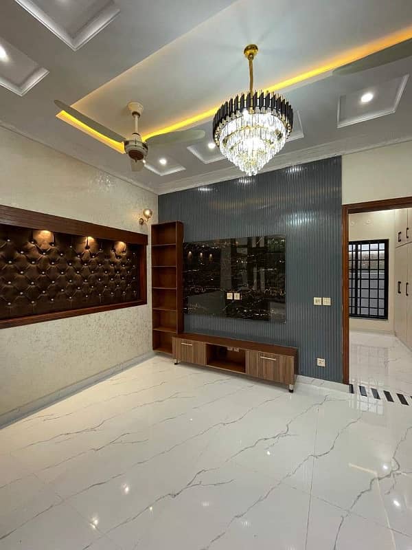 5 Marla Luxury Non Furnished House Available For Sale In Bahria Town Lahore 15