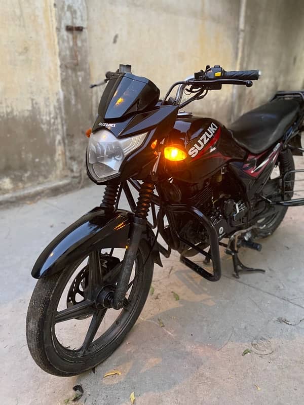 Suzuki GR 150 2019 ( Black ) 3