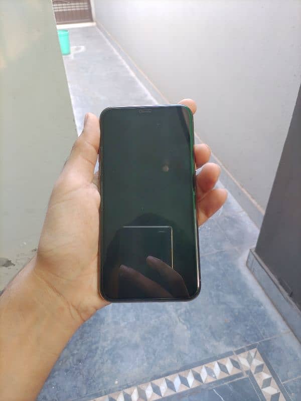 iphone 11 pro PTA Approved 10/10 condition 2