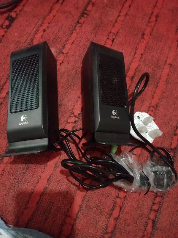 PC speakers 0