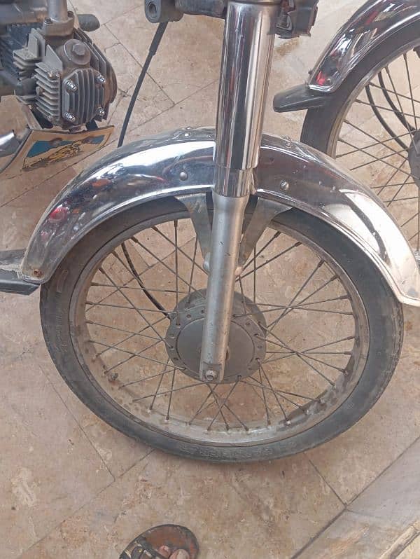 united 70cc 2019 model good condition 8