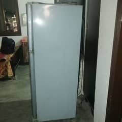 Medium Dawlance refrigerator for sale