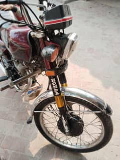 Honda CG 125 2014 model