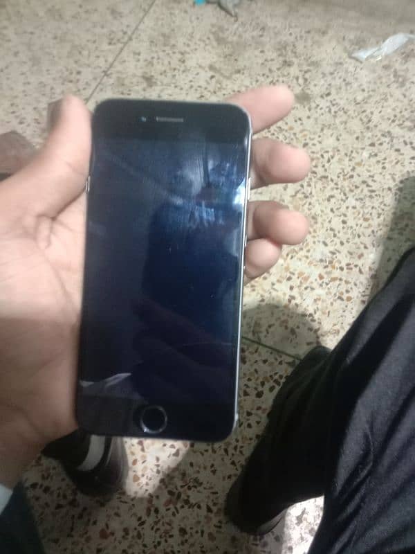 iPhone 6 10/9 condition non pta 1