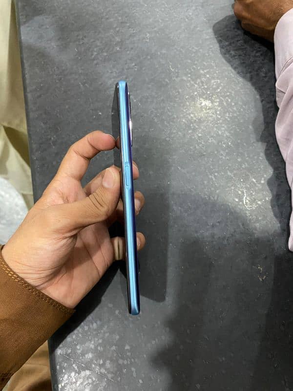 Realme 9i 4