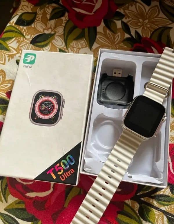 SMART WATCH T500 1