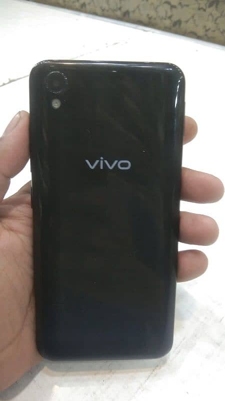 vivo y90 ram 2 GB room 32 GB betree 5000 Mha ha 3