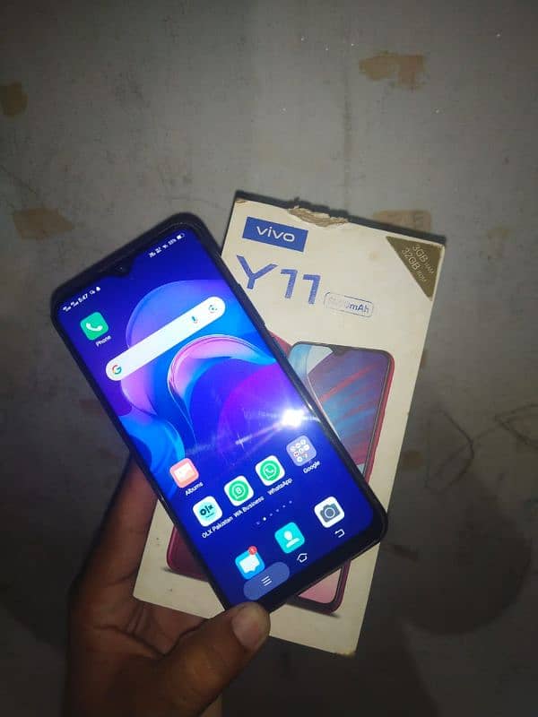 vivo y11 . . . infinix hot 10i 2