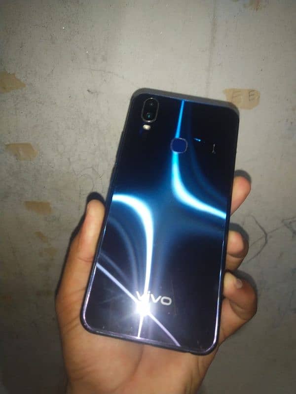 vivo y11 . . . infinix hot 10i 3