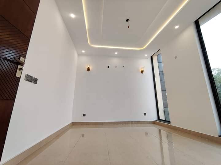 Mumtaz city 8 marla house for sale 9