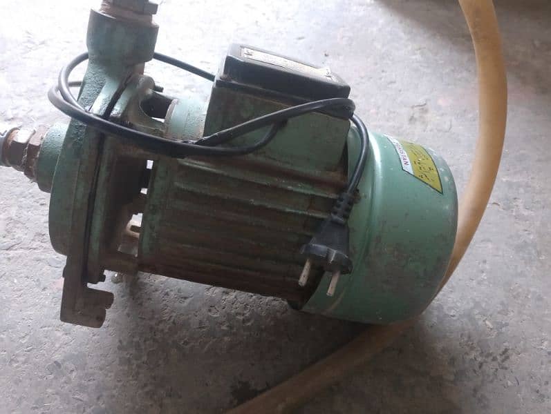 Monoblock motor and pump 5