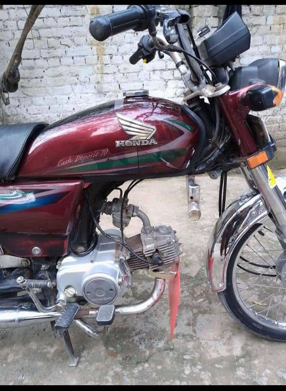 Honda cd 70: Japani . nut to nut genuine.  Faisalabad number. 0