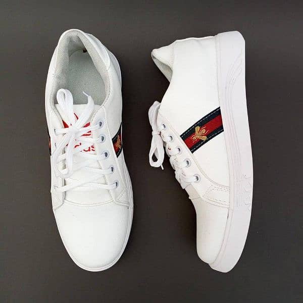 White Sports Shoes for Men 5