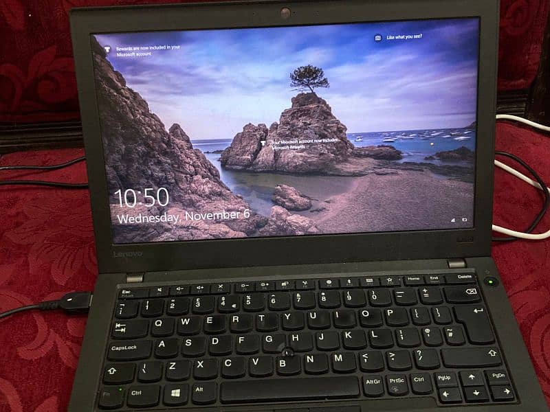 Lenovo Thinkpad X270 0