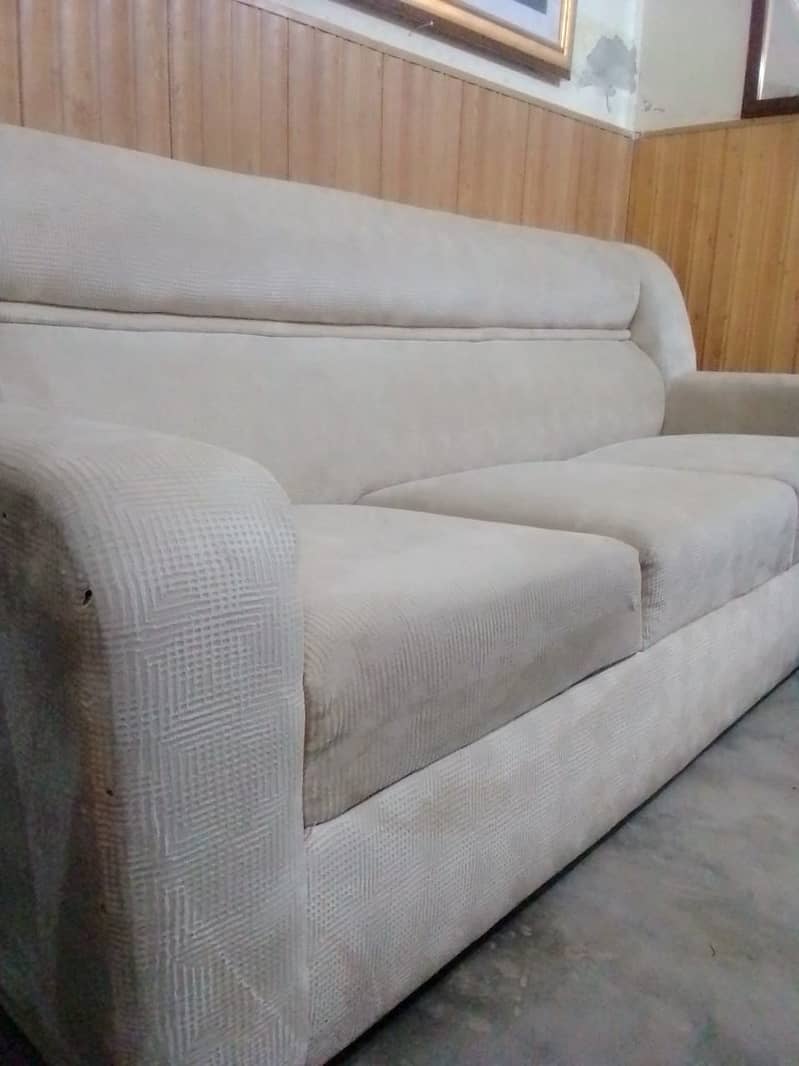 Valvet 6 Seater Sofa 2