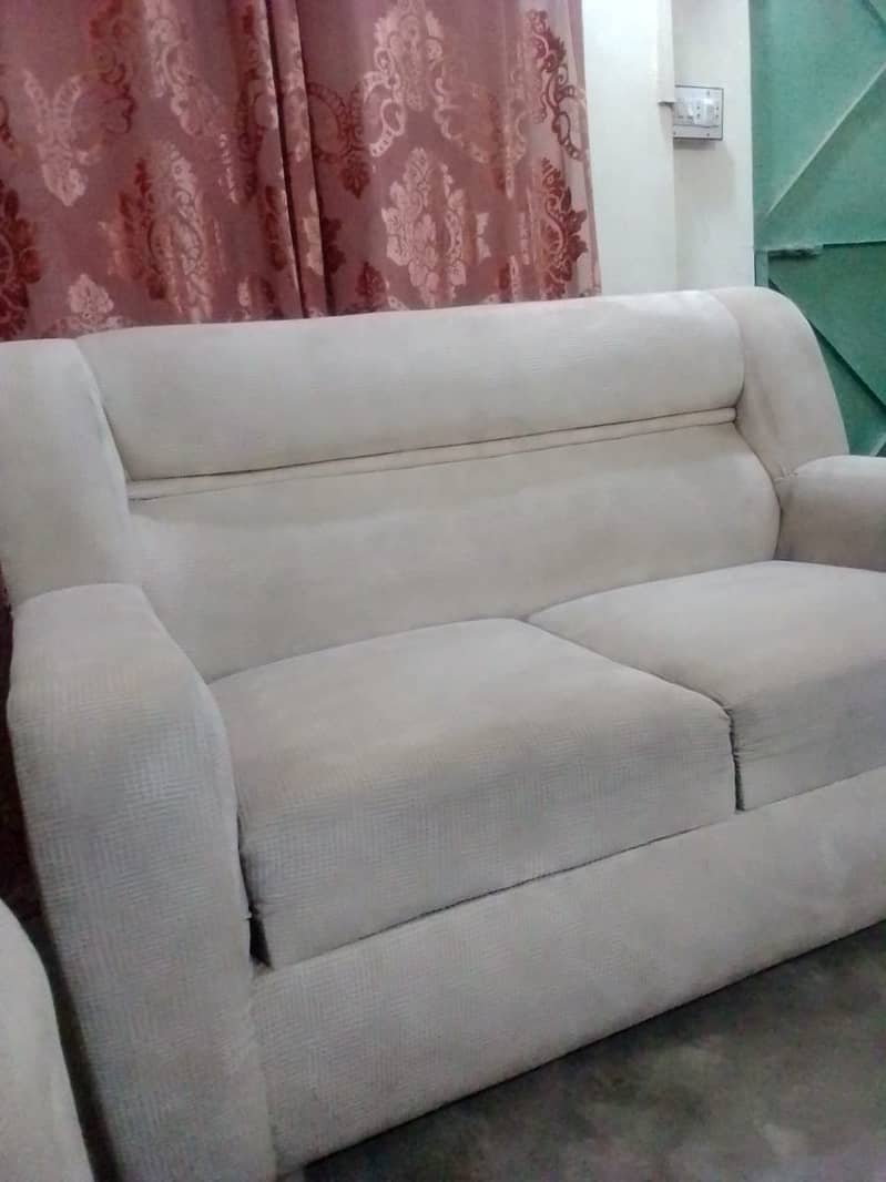 Valvet 6 Seater Sofa 4