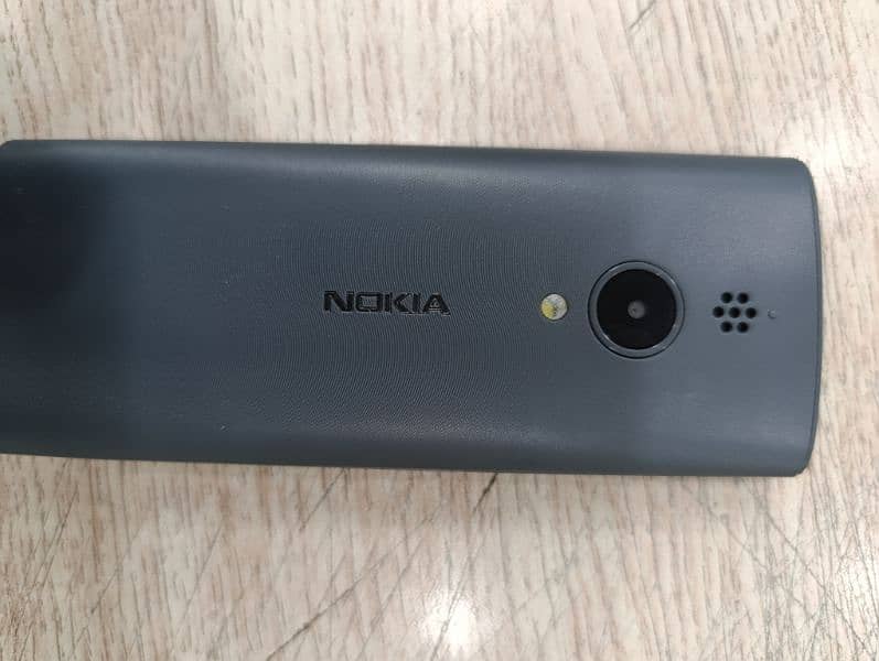 Nokia 150 new model for sale with gureenty black colour 3