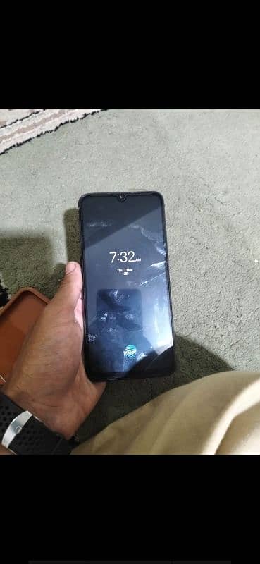 vivo s1 for sale confition 10 by 10 with box with caherger no open 3