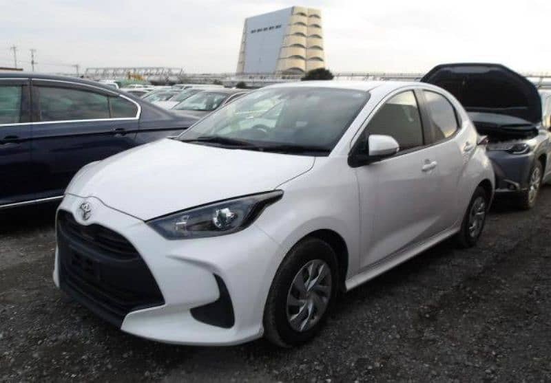 Toyota Yaris 4 Grade 2021 import 2024 0