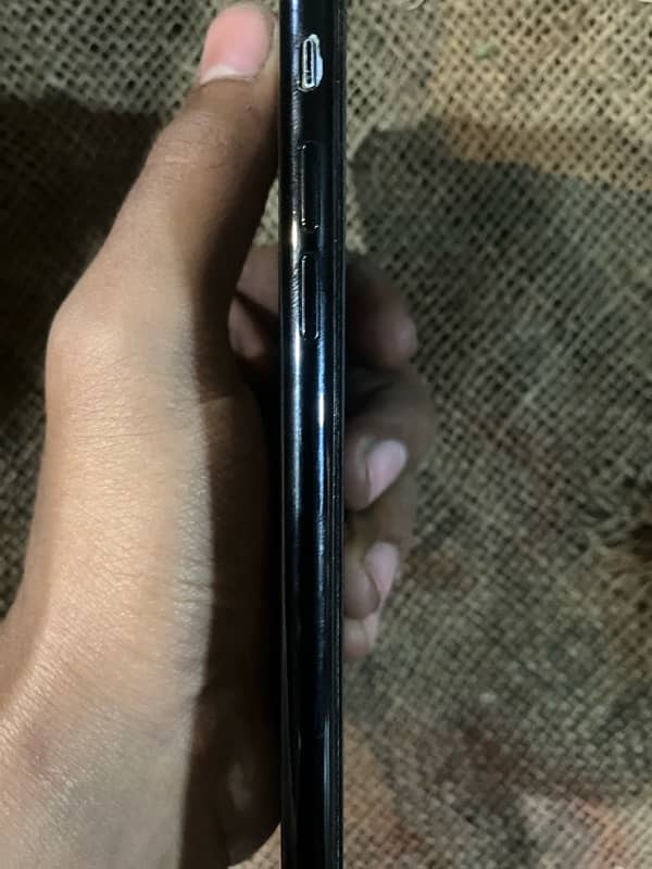 iPhone 7 plus black 2