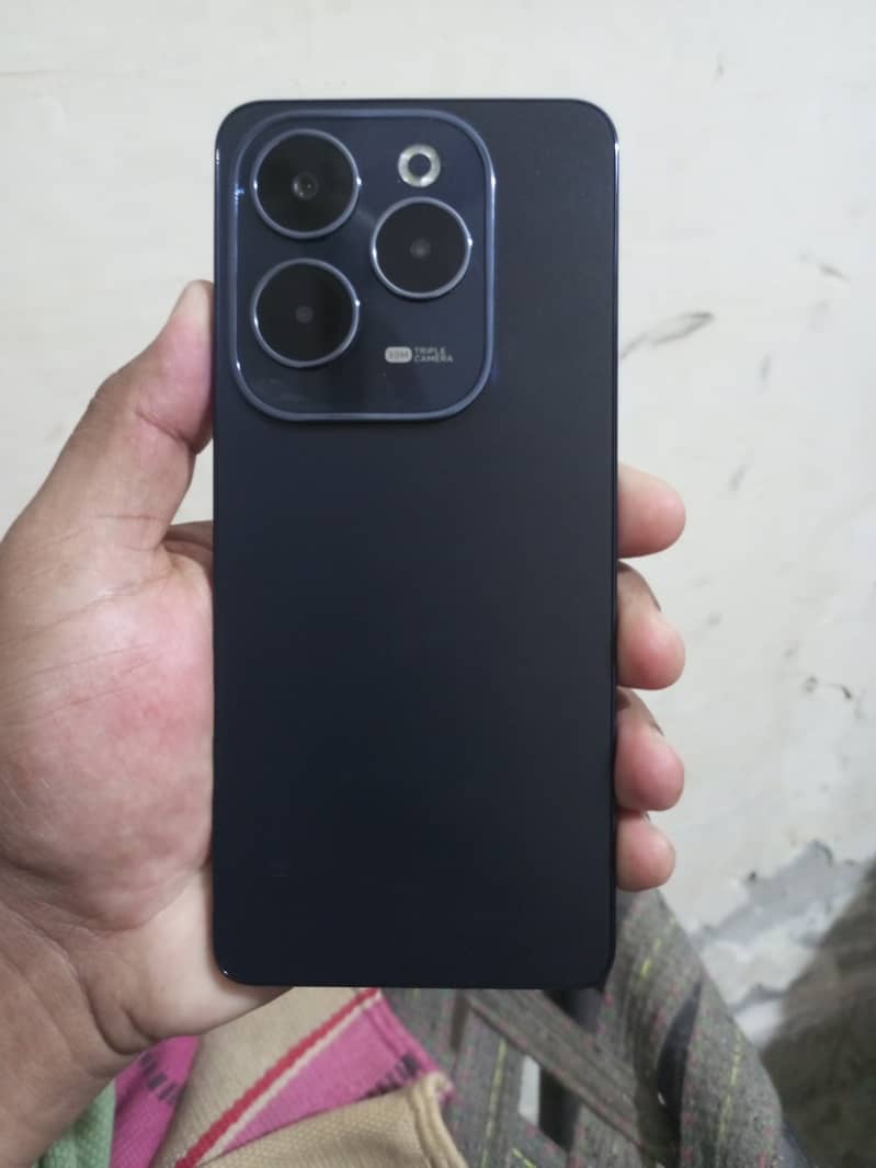 Infinix hot 40 0