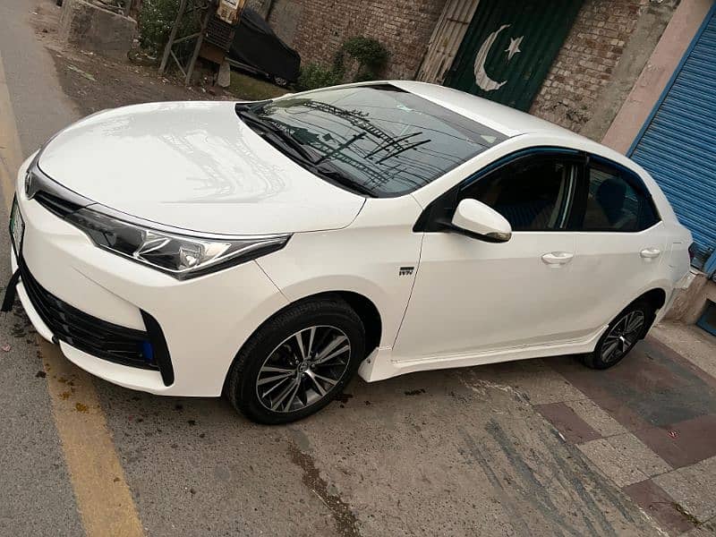 Toyota Corolla Altis 2018 6