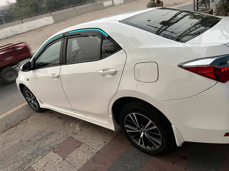 Toyota Corolla Altis 2018 7