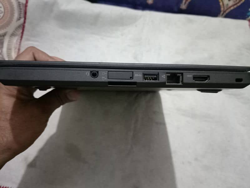 Lenovo thinkpad t460 i5 6th gen 4