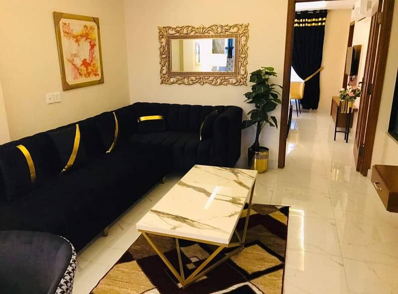 1 Bedroom VIP Full furnish flat per day available in Bahria town Lahore 2