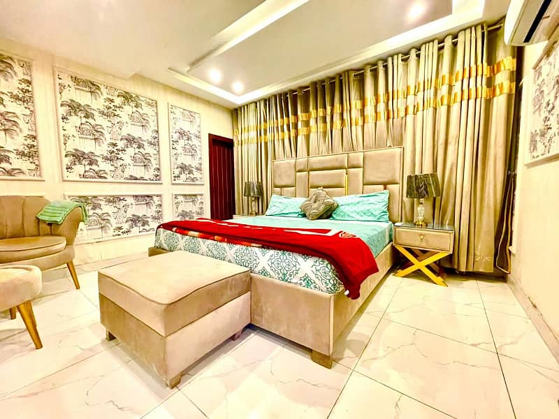 1 Bedroom VIP Full furnish flat per day available in Bahria town Lahore 7