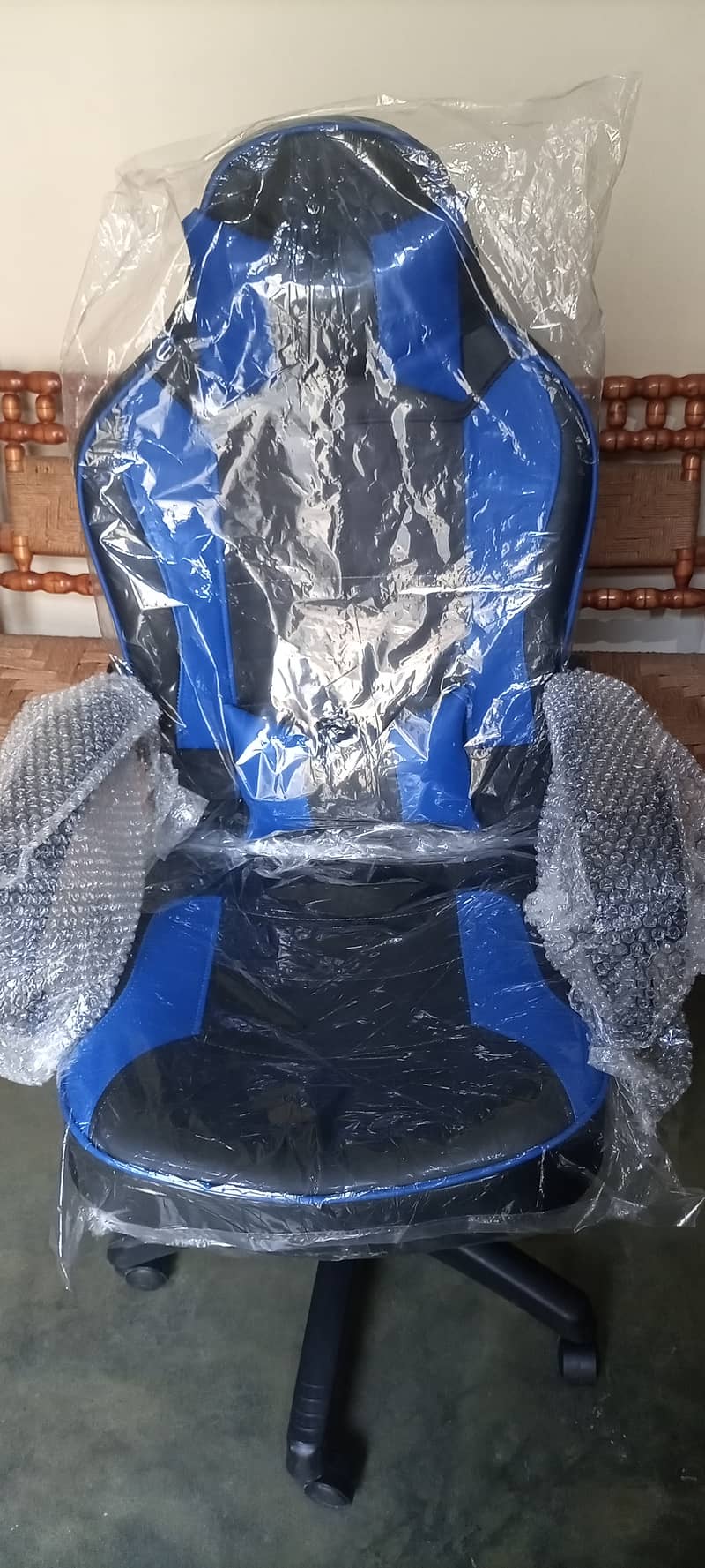 Gaming Chair/Revolving Chair/Office Chair/Computer Chair 4