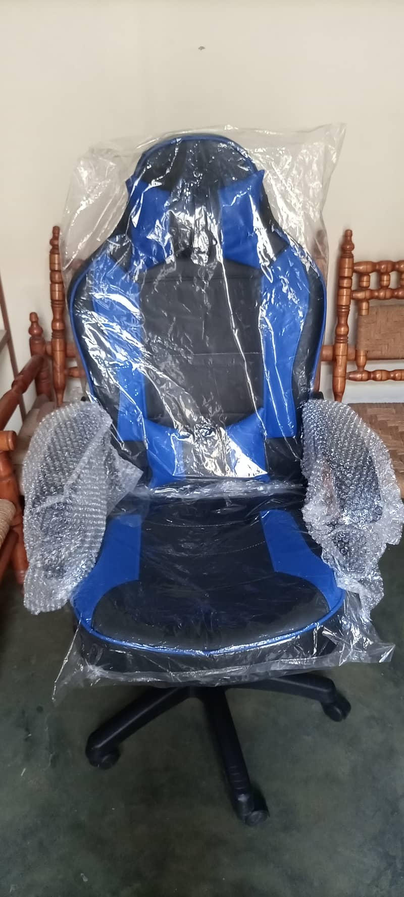 Gaming Chair/Revolving Chair/Office Chair/Computer Chair 3