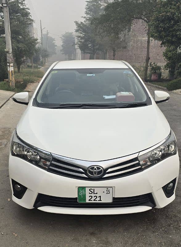 Toyota Corolla Altis 2015 0