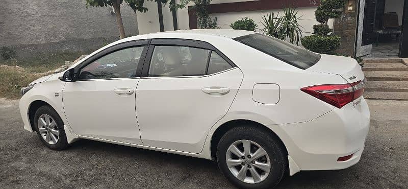 Toyota Corolla Altis 2015 2