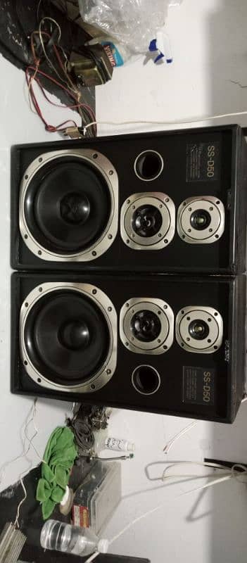 Sony speaker's SS-D50 4