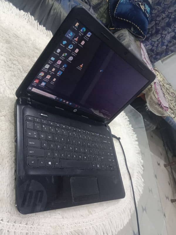 HP i3 2nd gen Laptop 1