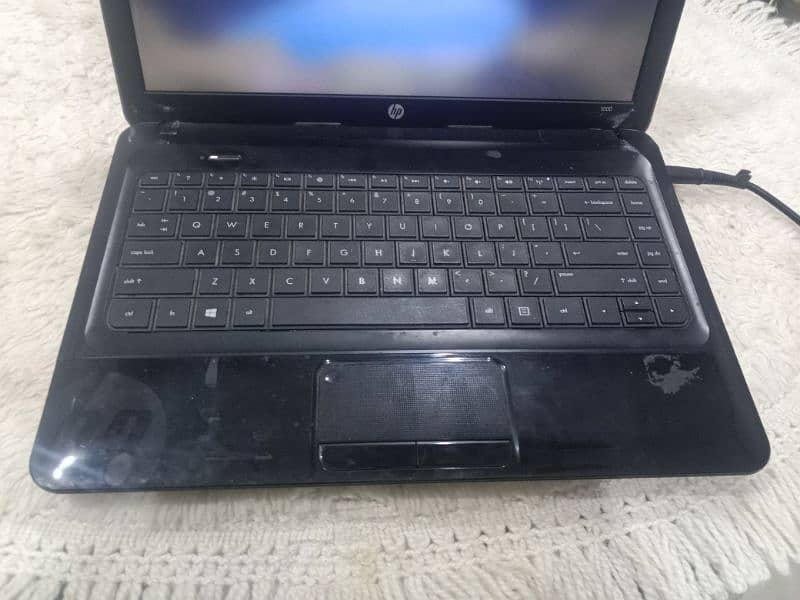 HP i3 2nd gen Laptop 3