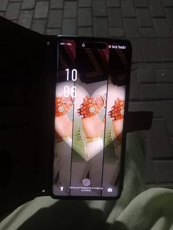 infinix note 40 pro golden color 10 /10 All ok 10 months warnty 4