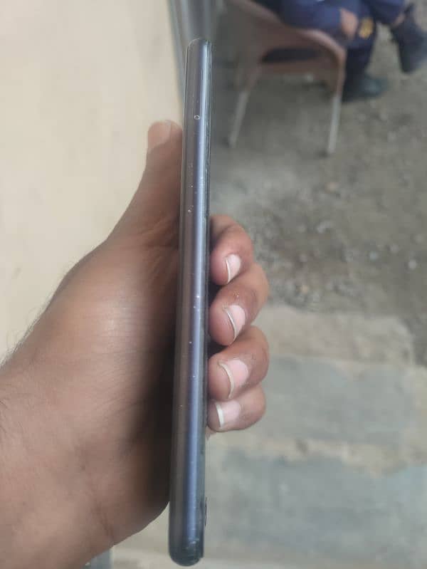 Huawei p20 4 128 exchange karna hai 1