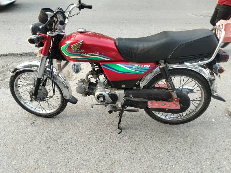 Honda CD70 model 2017 Islamabad number 03341511728 6