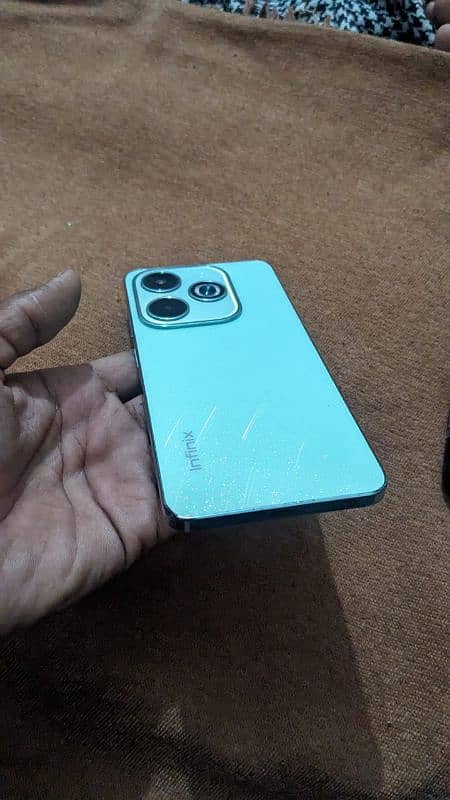 Infinix Hot 40i 1